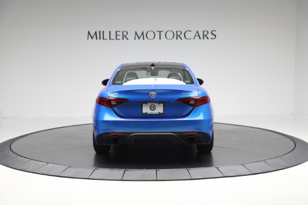 Used 2022 Alfa Romeo Giulia Veloce for sale Sold at Pagani of Greenwich in Greenwich CT 06830 6