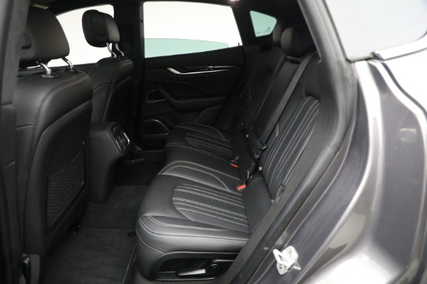 Used 2022 Maserati Levante Modena for sale $39,995 at Pagani of Greenwich in Greenwich CT 06830 12