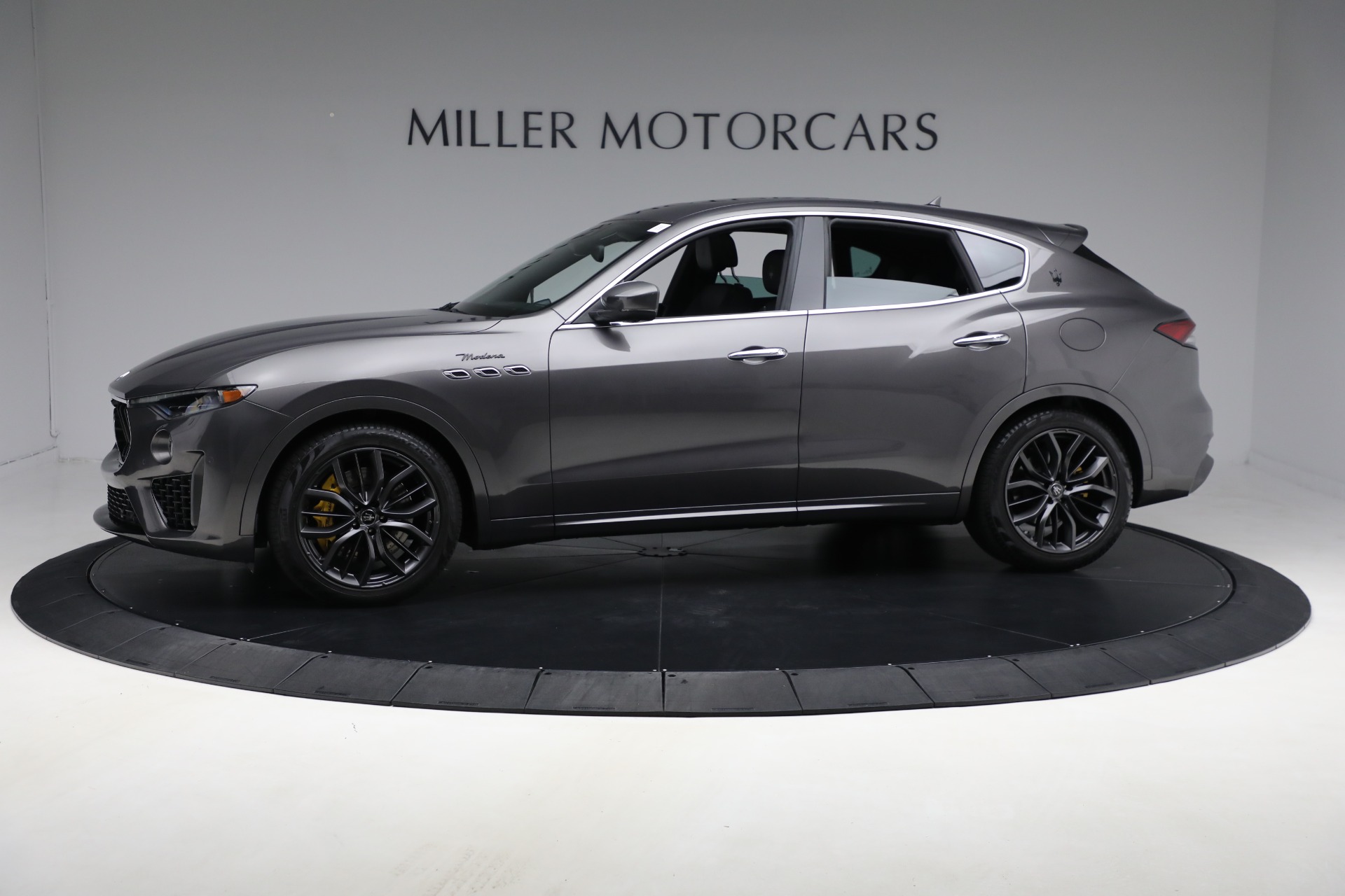 Used 2022 Maserati Levante Modena for sale $39,995 at Pagani of Greenwich in Greenwich CT 06830 1