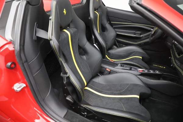 Used 2021 Ferrari F8 Spider for sale $549,900 at Pagani of Greenwich in Greenwich CT 06830 24
