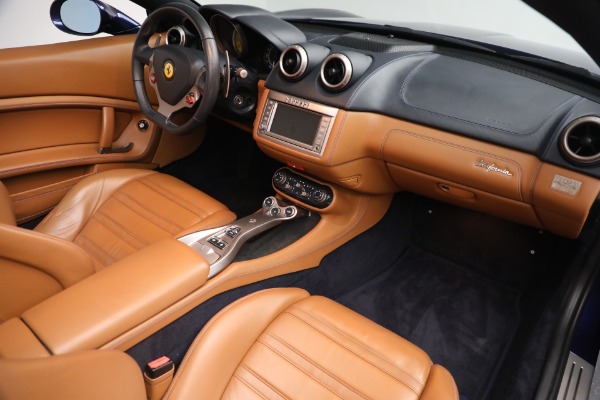 Used 2010 Ferrari California for sale Sold at Pagani of Greenwich in Greenwich CT 06830 20