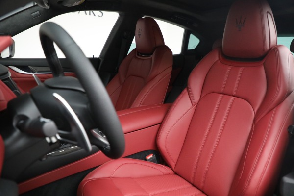 New 2022 Maserati Levante Modena for sale $113,075 at Pagani of Greenwich in Greenwich CT 06830 15