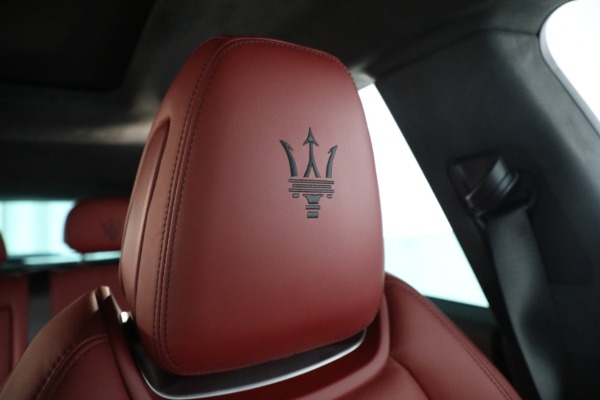 New 2022 Maserati Levante Modena for sale $113,075 at Pagani of Greenwich in Greenwich CT 06830 28
