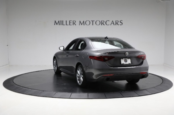 Used 2023 Alfa Romeo Giulia Sprint for sale Sold at Pagani of Greenwich in Greenwich CT 06830 11