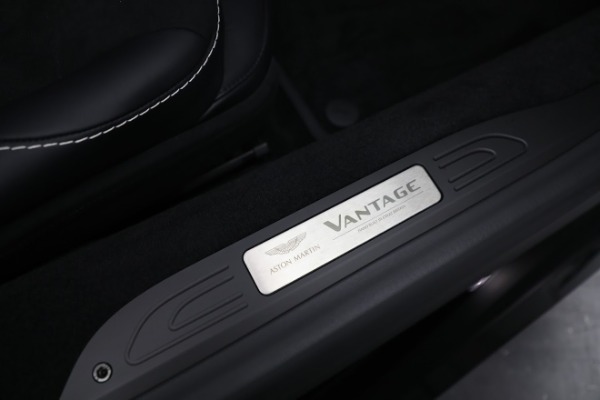 Used 2022 Aston Martin Vantage Coupe for sale $169,900 at Pagani of Greenwich in Greenwich CT 06830 18