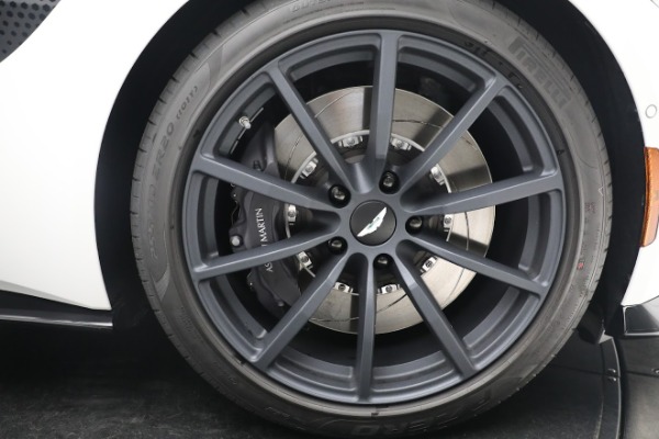 New 2022 Aston Martin Vantage - for sale $185,716 at Pagani of Greenwich in Greenwich CT 06830 25
