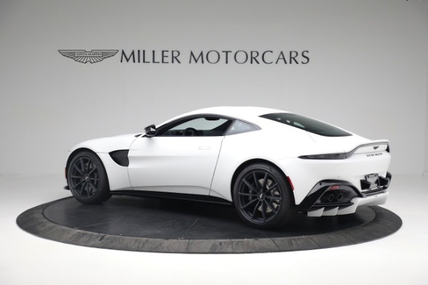 New 2022 Aston Martin Vantage Coupe for sale $185,716 at Pagani of Greenwich in Greenwich CT 06830 3
