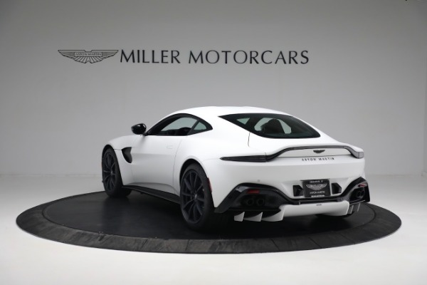 Used 2022 Aston Martin Vantage Coupe for sale Sold at Pagani of Greenwich in Greenwich CT 06830 4
