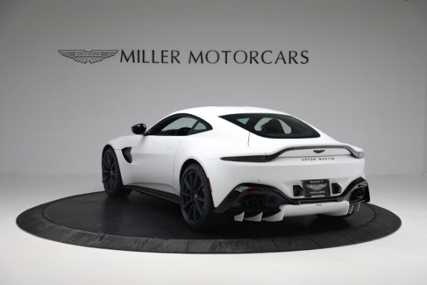 Used 2022 Aston Martin Vantage Coupe for sale $169,900 at Pagani of Greenwich in Greenwich CT 06830 4