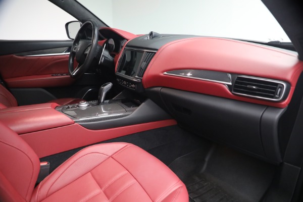 Used 2022 Maserati Levante Modena for sale $41,900 at Pagani of Greenwich in Greenwich CT 06830 14