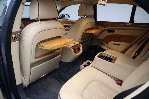 Used 2012 Bentley Mulsanne V8 for sale Call for price at Pagani of Greenwich in Greenwich CT 06830 23