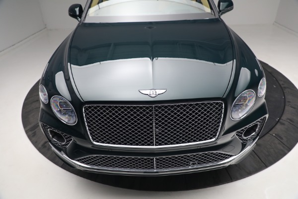 Used 2022 Bentley Bentayga V8 First Edition for sale Sold at Pagani of Greenwich in Greenwich CT 06830 15