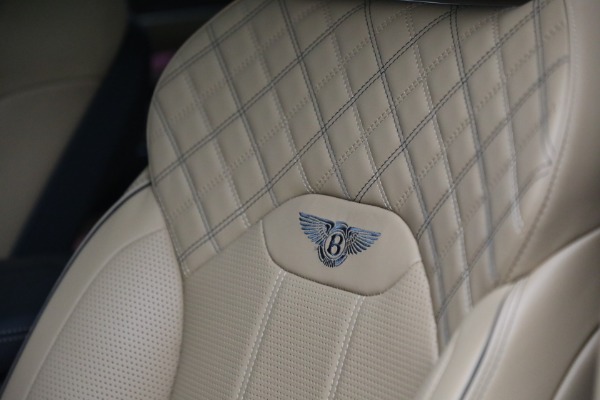 Used 2022 Bentley Bentayga V8 First Edition for sale Sold at Pagani of Greenwich in Greenwich CT 06830 22
