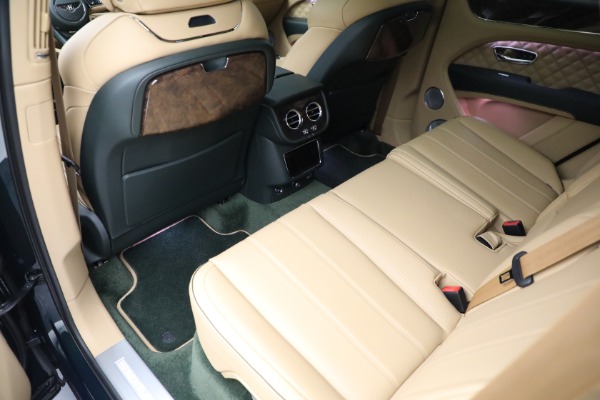 Used 2022 Bentley Bentayga V8 First Edition for sale Sold at Pagani of Greenwich in Greenwich CT 06830 23