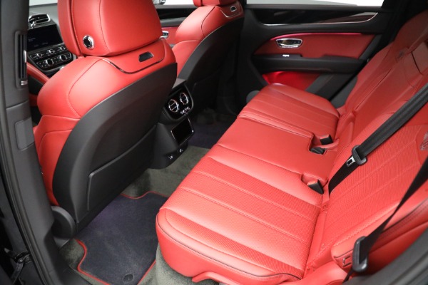 New 2022 Bentley Bentayga V8 for sale Call for price at Pagani of Greenwich in Greenwich CT 06830 20