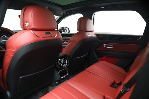 Used 2022 Bentley Bentayga V8 for sale $137,900 at Pagani of Greenwich in Greenwich CT 06830 22
