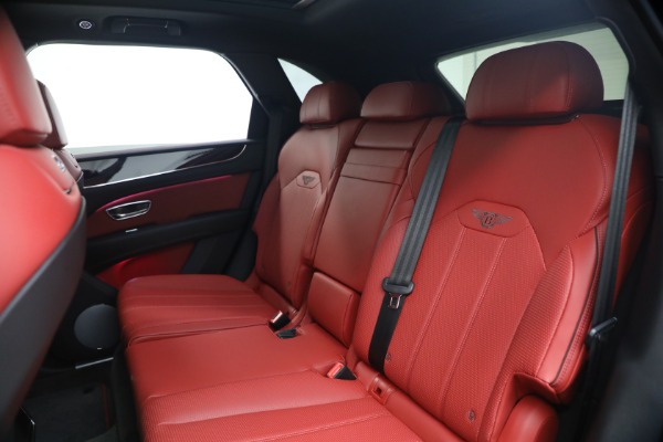 Used 2022 Bentley Bentayga V8 for sale $137,900 at Pagani of Greenwich in Greenwich CT 06830 24