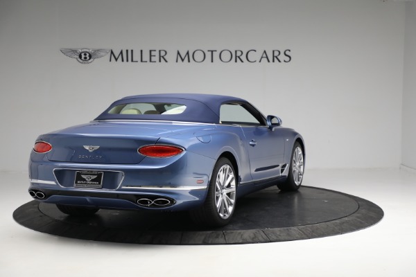Used 2022 Bentley Continental GT V8 for sale $259,900 at Pagani of Greenwich in Greenwich CT 06830 17