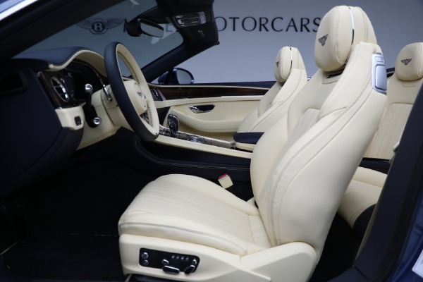 Used 2022 Bentley Continental GT V8 for sale $259,900 at Pagani of Greenwich in Greenwich CT 06830 26