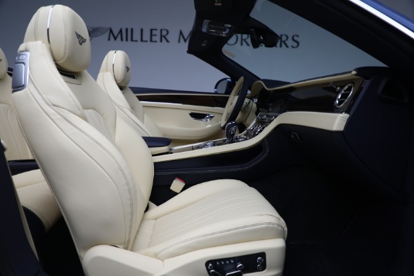 Used 2022 Bentley Continental GT V8 for sale $259,900 at Pagani of Greenwich in Greenwich CT 06830 28