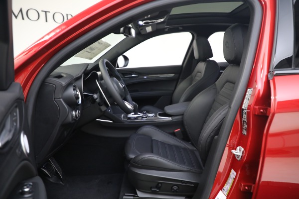 New 2023 Alfa Romeo Stelvio Quadrifoglio for sale $80,900 at Pagani of Greenwich in Greenwich CT 06830 14