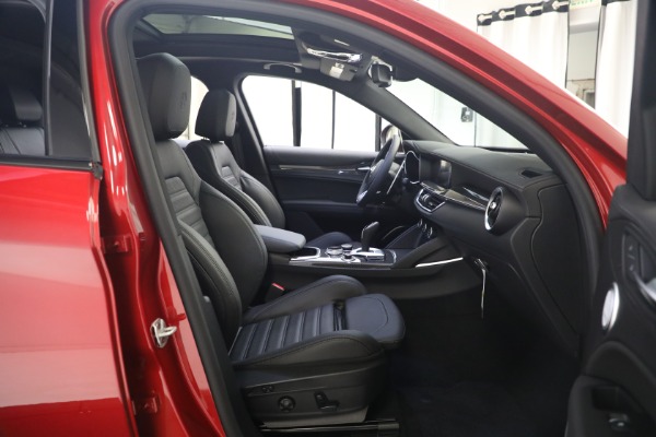 New 2023 Alfa Romeo Stelvio Quadrifoglio for sale $80,900 at Pagani of Greenwich in Greenwich CT 06830 18
