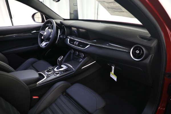 New 2023 Alfa Romeo Stelvio Quadrifoglio for sale $80,900 at Pagani of Greenwich in Greenwich CT 06830 19