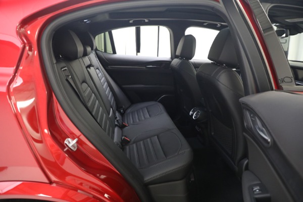 New 2023 Alfa Romeo Stelvio Quadrifoglio for sale $80,900 at Pagani of Greenwich in Greenwich CT 06830 22