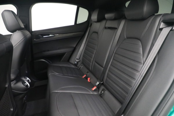 New 2022 Alfa Romeo Stelvio Quadrifoglio for sale $79,290 at Pagani of Greenwich in Greenwich CT 06830 23
