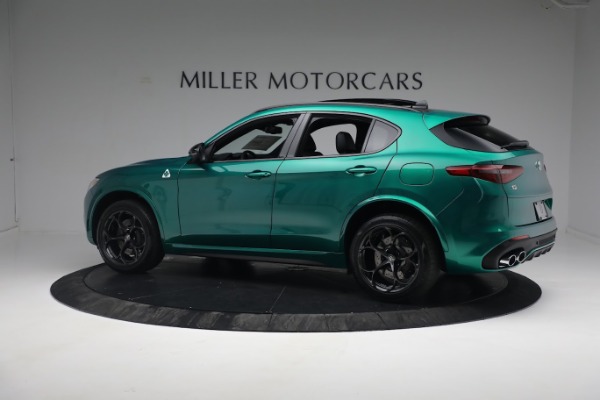 New 2022 Alfa Romeo Stelvio Quadrifoglio for sale $79,290 at Pagani of Greenwich in Greenwich CT 06830 4