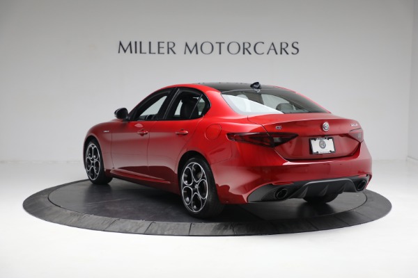 New 2023 Alfa Romeo Giulia Veloce for sale Sold at Pagani of Greenwich in Greenwich CT 06830 7