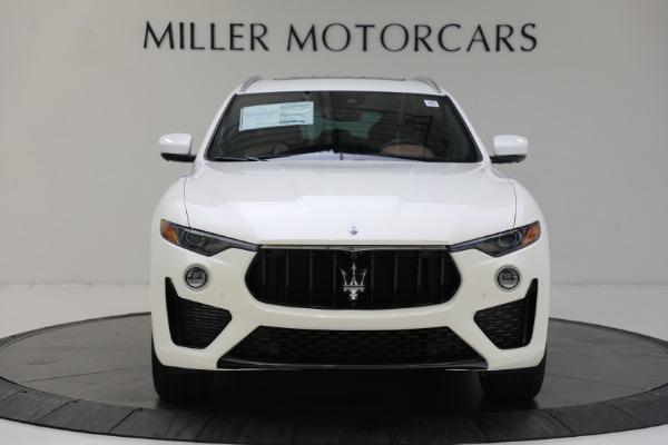 New 2022 Maserati Levante Modena for sale Sold at Pagani of Greenwich in Greenwich CT 06830 16