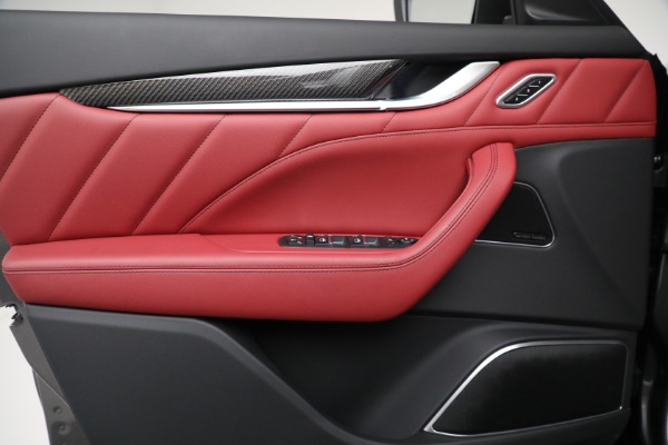 New 2023 Maserati Levante Modena for sale $112,645 at Pagani of Greenwich in Greenwich CT 06830 16