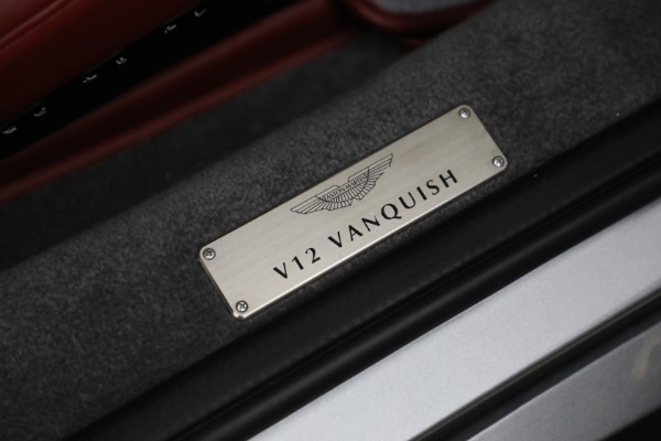 Used 2003 Aston Martin V12 Vanquish for sale Sold at Pagani of Greenwich in Greenwich CT 06830 20