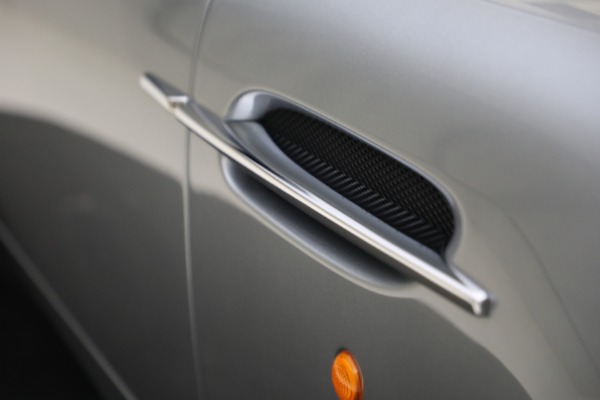 Used 2003 Aston Martin V12 Vanquish for sale Sold at Pagani of Greenwich in Greenwich CT 06830 28