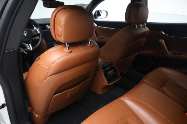 Used 2019 Maserati Quattroporte S Q4 for sale Sold at Pagani of Greenwich in Greenwich CT 06830 17