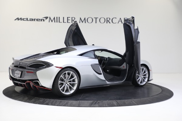 Used 2019 McLaren 570S for sale Sold at Pagani of Greenwich in Greenwich CT 06830 18