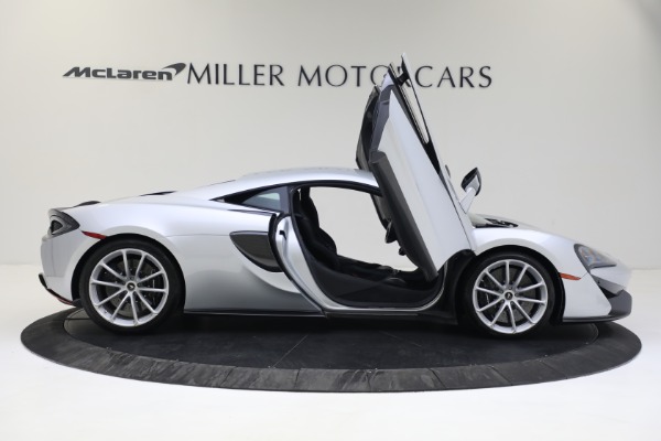 Used 2019 McLaren 570S for sale $187,900 at Pagani of Greenwich in Greenwich CT 06830 21