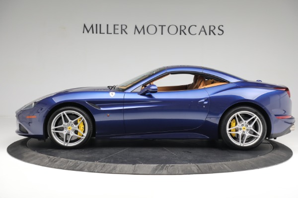 Used 2015 Ferrari California T for sale Sold at Pagani of Greenwich in Greenwich CT 06830 14