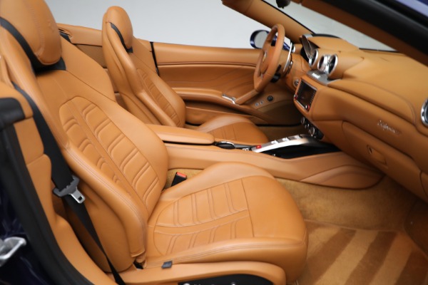 Used 2015 Ferrari California T for sale Sold at Pagani of Greenwich in Greenwich CT 06830 23