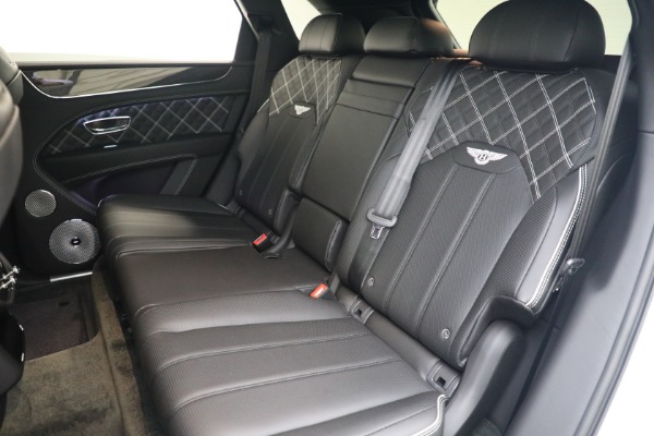 Used 2022 Bentley Bentayga V8 First Edition for sale $249,900 at Pagani of Greenwich in Greenwich CT 06830 24