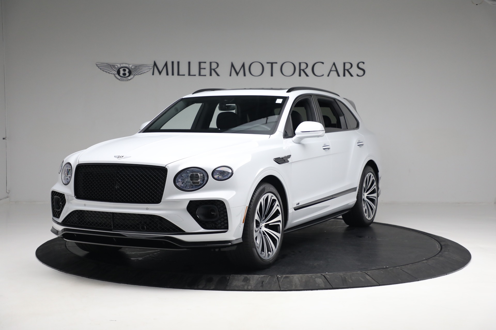 Used 2022 Bentley Bentayga V8 First Edition for sale Sold at Pagani of Greenwich in Greenwich CT 06830 1