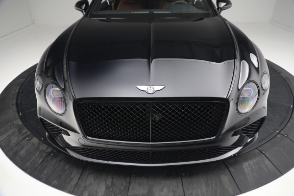 Used 2022 Bentley Continental GT V8 for sale $191,900 at Pagani of Greenwich in Greenwich CT 06830 11