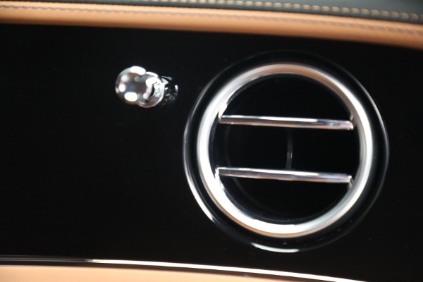 Used 2022 Bentley Continental GT V8 for sale $191,900 at Pagani of Greenwich in Greenwich CT 06830 25