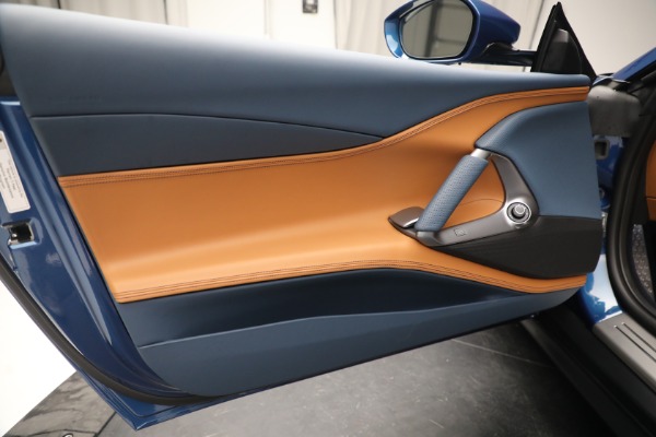 Used 2022 Ferrari 812 GTS for sale $639,900 at Pagani of Greenwich in Greenwich CT 06830 21