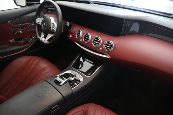 Used 2018 Mercedes-Benz S-Class AMG S 63 for sale $105,900 at Pagani of Greenwich in Greenwich CT 06830 17