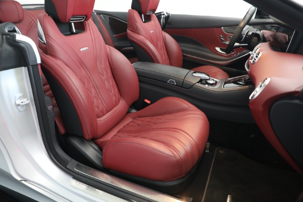 Used 2018 Mercedes-Benz S-Class AMG S 63 for sale $105,900 at Pagani of Greenwich in Greenwich CT 06830 19