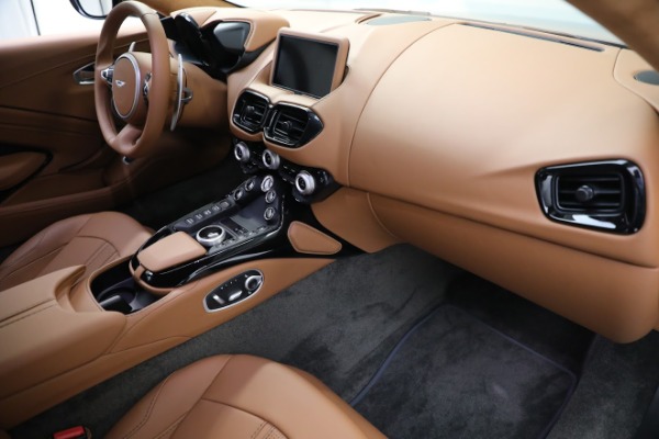New 2023 Aston Martin Vantage for sale $189,686 at Pagani of Greenwich in Greenwich CT 06830 21