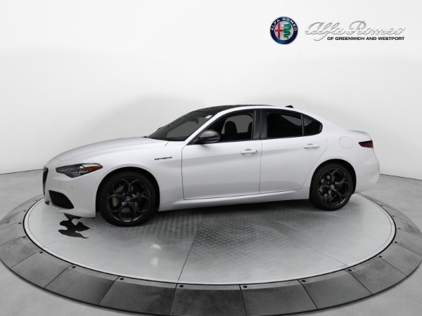 New 2023 Alfa Romeo Giulia Estrema for sale $55,610 at Pagani of Greenwich in Greenwich CT 06830 2