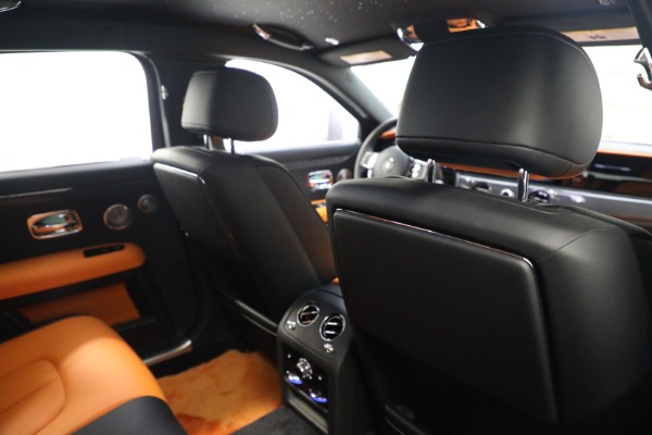 New 2023 Rolls-Royce Black Badge Ghost for sale $437,625 at Pagani of Greenwich in Greenwich CT 06830 24